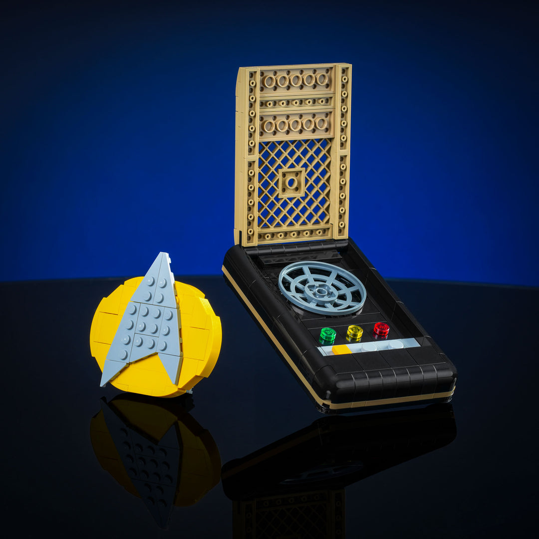 Federation Badge & Original Communicator made of LEGO® Bricks by Bricker Builds