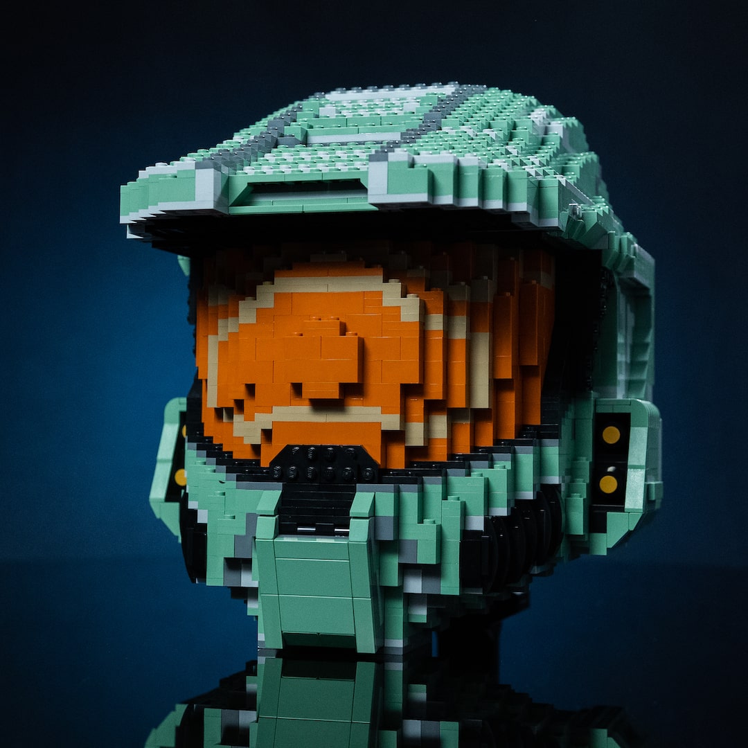 Spartan 117 Life-Sized Replica Helmet built with LEGO® bricks - by Bricker Builds
